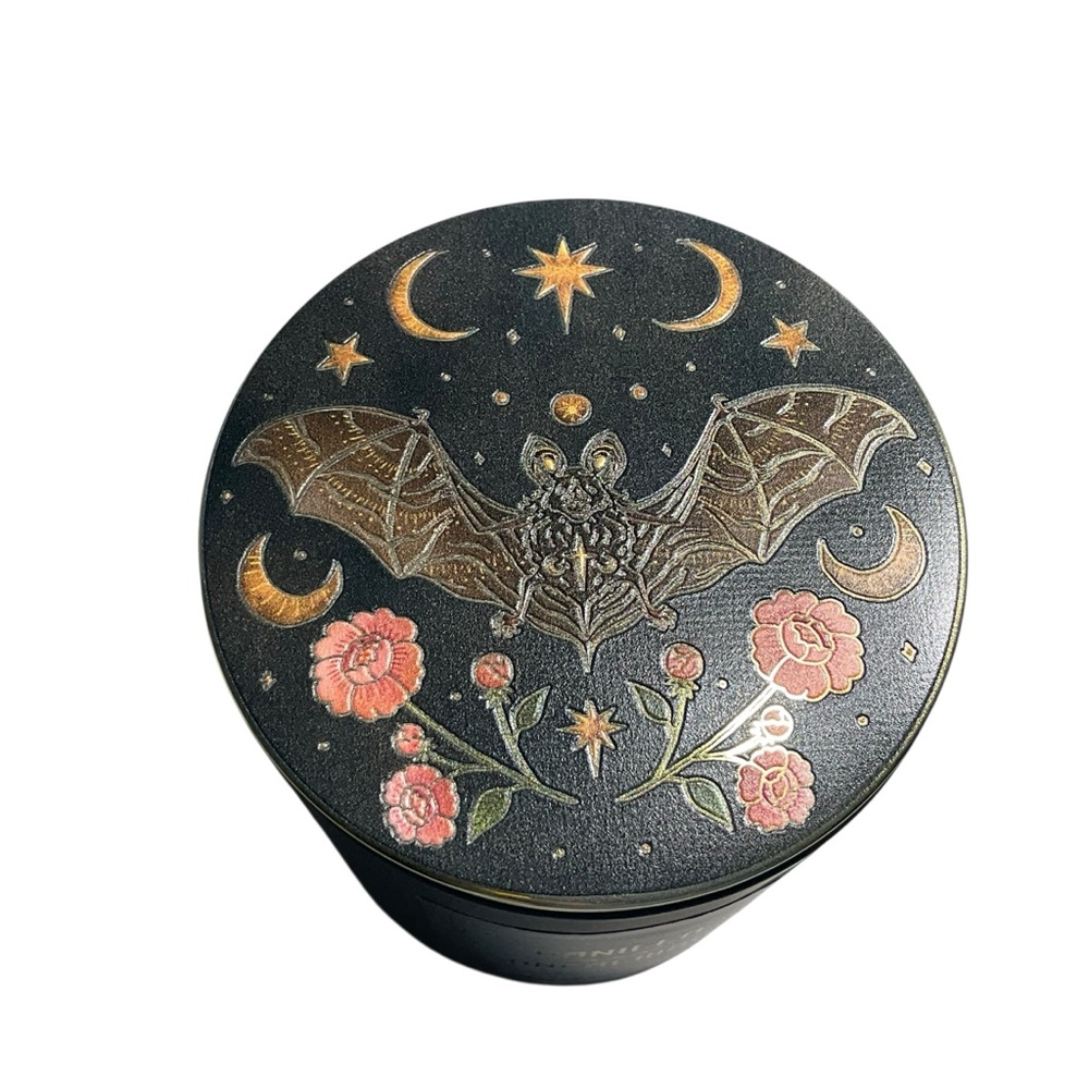 Etched Celestial Candle by Modern Alchemy Vanilla and Sandalwood scent. 12.9 oz.